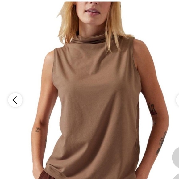 Athleta Tops - Athleta Outbound Mock Neck Tank Size 2X
